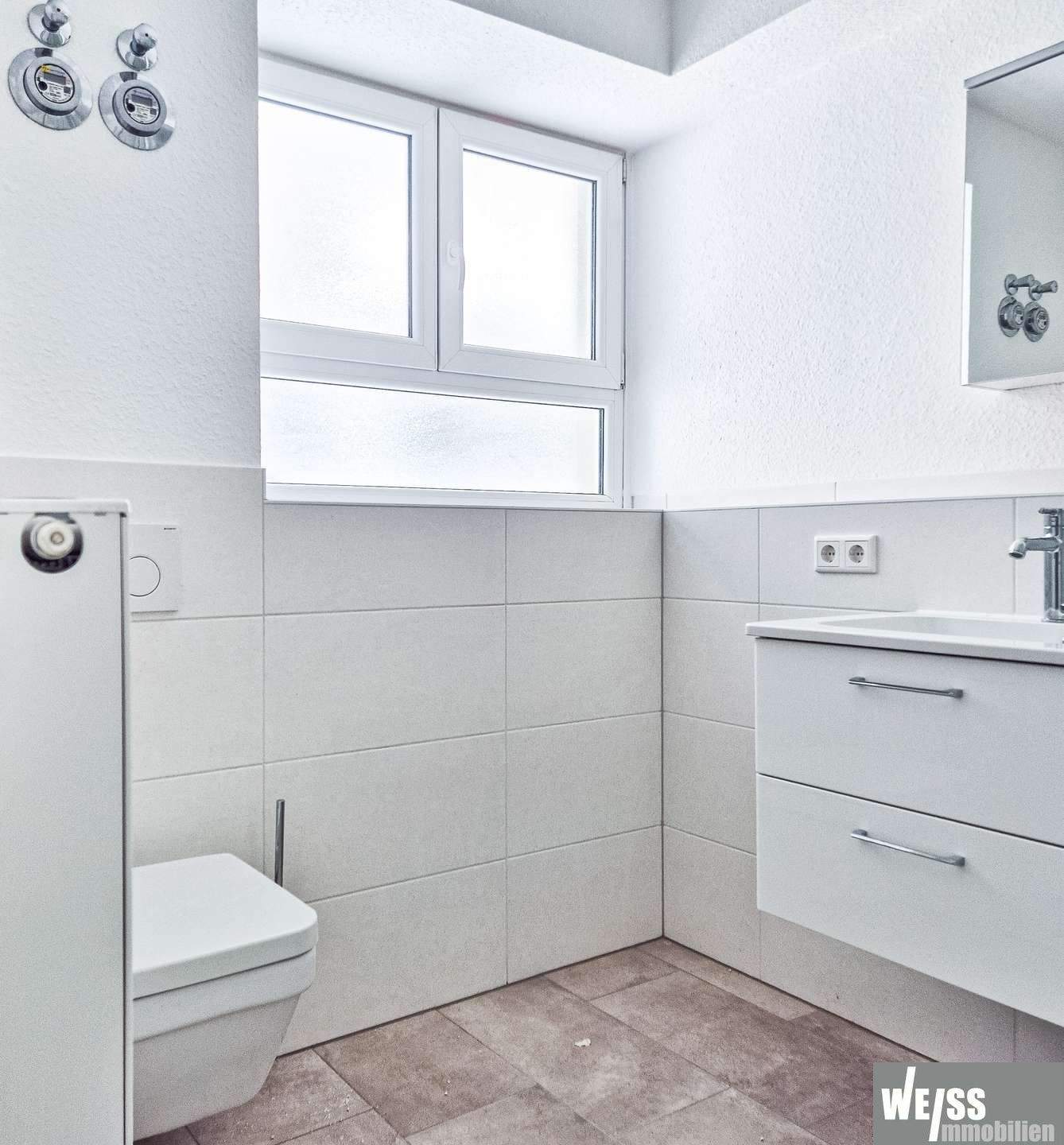 3 Zimmer-WG Wohnung in MAIN-Nähe mit einmaligen Blick auf die Festung Marienberg – Würzburg – Vorschaubild 8