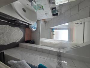 Möblierte 2-Zimmer-Dachgeschosswohnung in ab 07.08. – 90765 Fürth – Vorschaubild 6