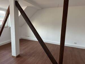 Komplett modernisiert: Maisonette-DG-Wohnung, 2,5 Zimmer, offene Galerie – 44145 Dortmund – Vorschaubild 3