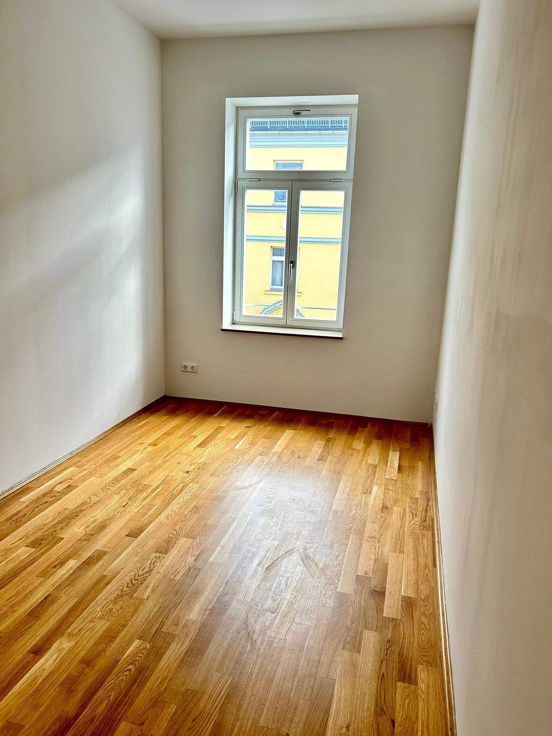EXKLUSIVE Wohnung mit Parkett, Fußbodenheizung, Balkon und Lift!!! – Chemnitz – Vorschaubild 5