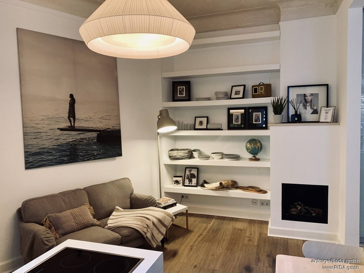 Welc(H)ome® by RIDA FLATS - Agnesviertel: All-in! Top-Lage, Innenhof, Altbau & Internet – 50670 Köln – Bild 1 von 9