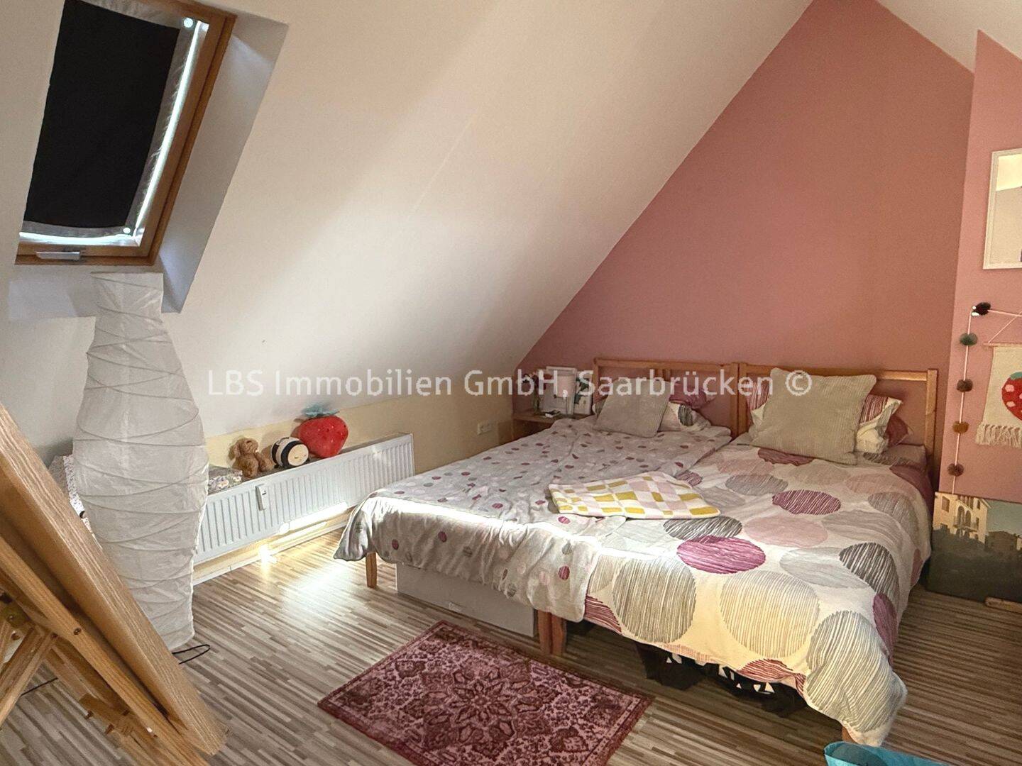 Zentrumsnahe 4 ZKB Mietwohnung mit Balkon und Altbauflair – Saarbrücken – Vorschaubild 8