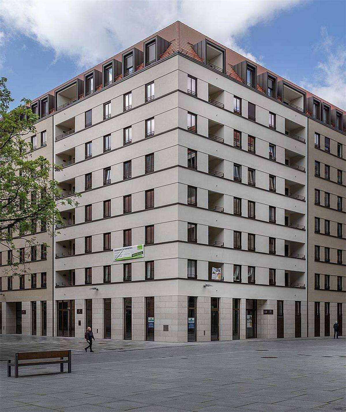 Moderne 3-Zimmer-Wohnung * Am Altmarkt * EBK + Südbalkon + Stellplatzoption und mehr! – 1067 Dresden – Bild 1 von 8