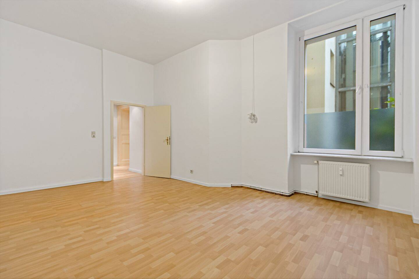 ***Altbauwohnung nahe Volkspark - bezugsfrei*** – Berlin – Vorschaubild 3