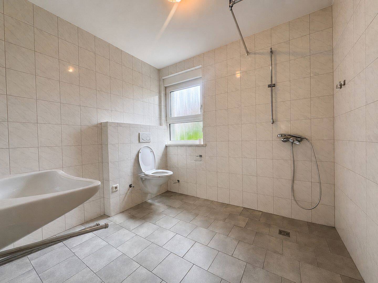Zeitlose 2-Zimmer-Wohnung - modern und einladend – Würzburg – Vorschaubild 9