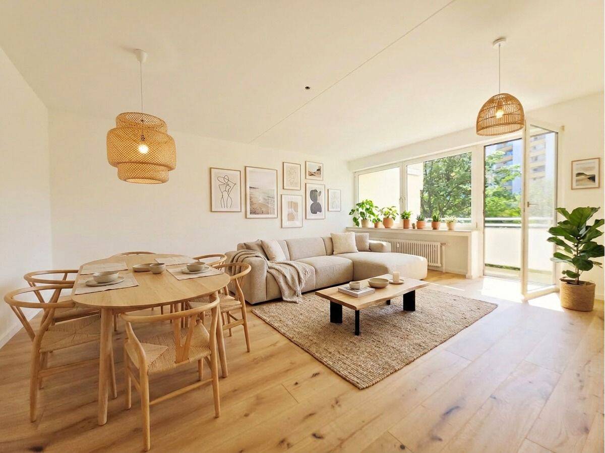 Einziehen und wohlfühlen: helle 3-Zimmer Wohnung mit zwei Balkonen - frisch renoviert! – 81737 München – Bild 1 von 9