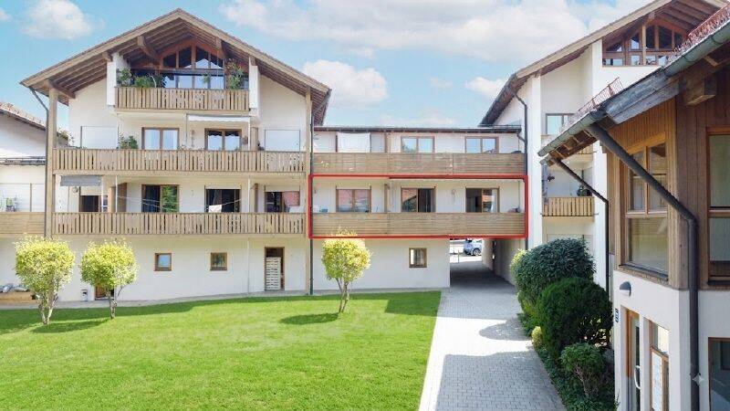 4-Zimmer-Wohnung mit Westbalkon, Moderner EBK in Holzkirchen Mitte