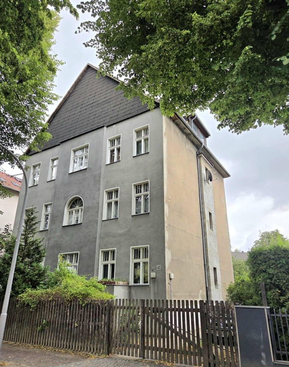 Hauptstadtmakler-Bezugsfreies Mehrfamilienhaus in Top Lage – 12307 Berlin – Bild 1 von 9