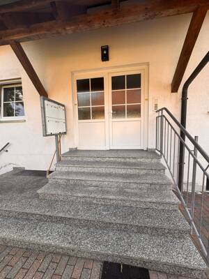 3-Zimmer-Erdgeschosswohnung mit Terrasse, Gartenanteil, Garage & Stellplatz in Regenstauf – 93128 Regenstauf – Vorschaubild 7