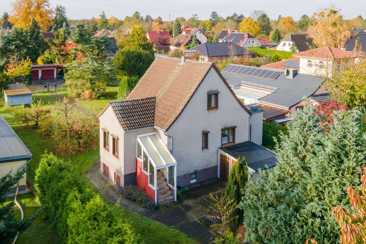 Sanierungsbedürftiges Einfamilienhaus in Neuenhagen - Keller, Garage, Schuppen, großer Garten u.v.m. – Neuenhagen bei Berlin – Vorschaubild 3
