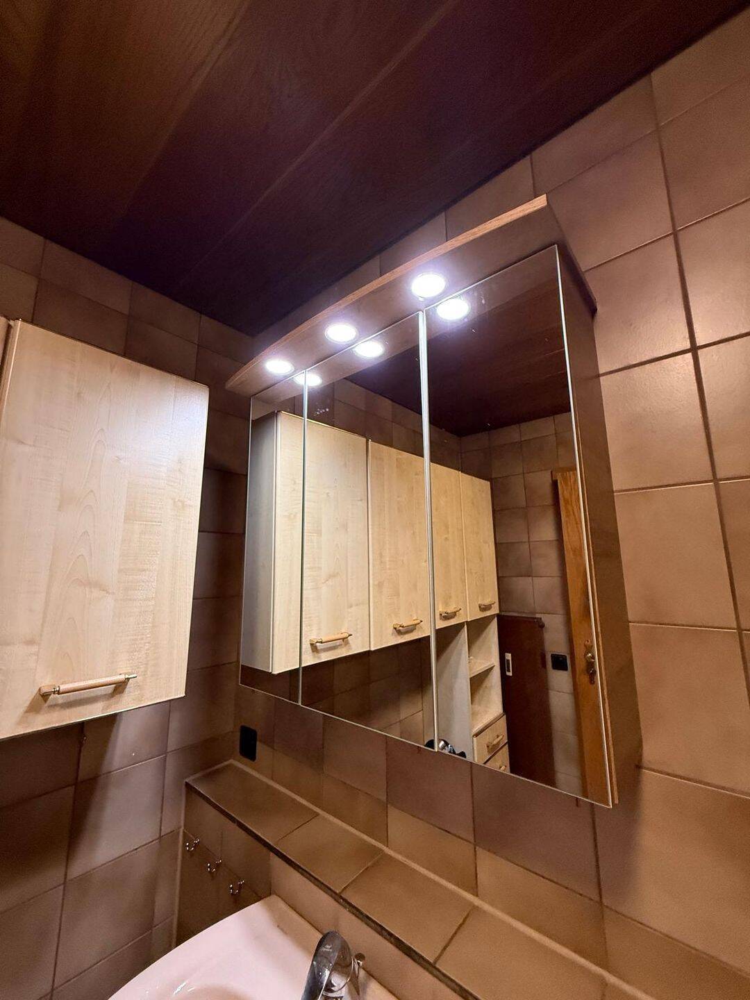 Gemütliche, sonnige 2,5-Zimmer Erdgeschoss-Einliegerwohnung mit 10 qm Außenterrasse und Einbauküche in gepflegtem Zweifamilienwohnhaus – Heilbronn – Vorschaubild 6