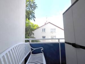möblierte Wohnung 2 Zi., ruhig und hell, 2. OG, 2 x Blk., EBK, Gas Kamin mit Blick über Stuttgart – 70190 Stuttgart – Vorschaubild 8