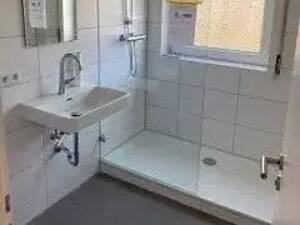 Grosszügige 3-Zimmer-Wohnung mit Südbalkon und Blick ins Grüne stadtnah in Stuttgart-Birkach – 70599 Stuttgart – Vorschaubild 2