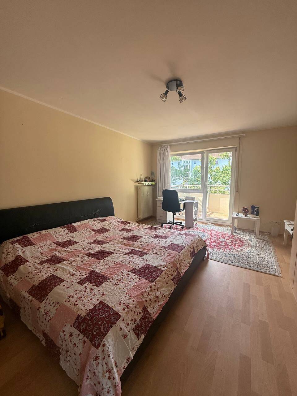 1 Zimmer in der WG im Zentrum von Erlangen – Erlangen – Vorschaubild 3
