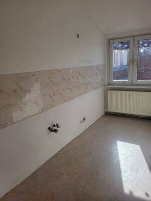 CORDULA IMMOBILIEN im beliebten Dachgeschoß wohnen - süsse Familie gesucht CORDULA 43 – 99085 Erfurt – Vorschaubild 2