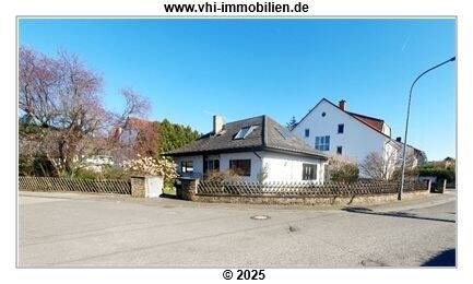 TOLLES ECKGRUNDSTÜCK HAUS MIT RIESIGEM GARTEN UND AUSGEBAUTEN GARTENGESCHOSS + DG, INKL. GARAGE – Mainz – Bild 1 von 9