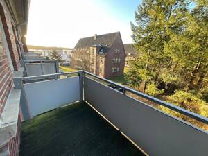 Moderner Grundriss mit Wohnküche, Einbauküche und Balkon – 23554 Lübeck – Vorschaubild 9