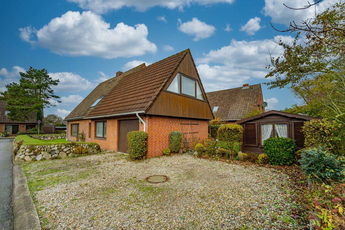 Einfamilienhaus mit Einliegerwohnung und Garage! – Sylt – Vorschaubild 3