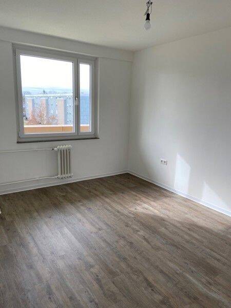 Tolle 2 Zimmerwohnung mit Loggia sucht Sie! – Nürnberg – Vorschaubild 4