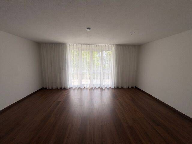 RUHIGE LAGE! 1-Raum-Wohnung mit großem Balkon und Einbauküche – Chemnitz – Vorschaubild 6