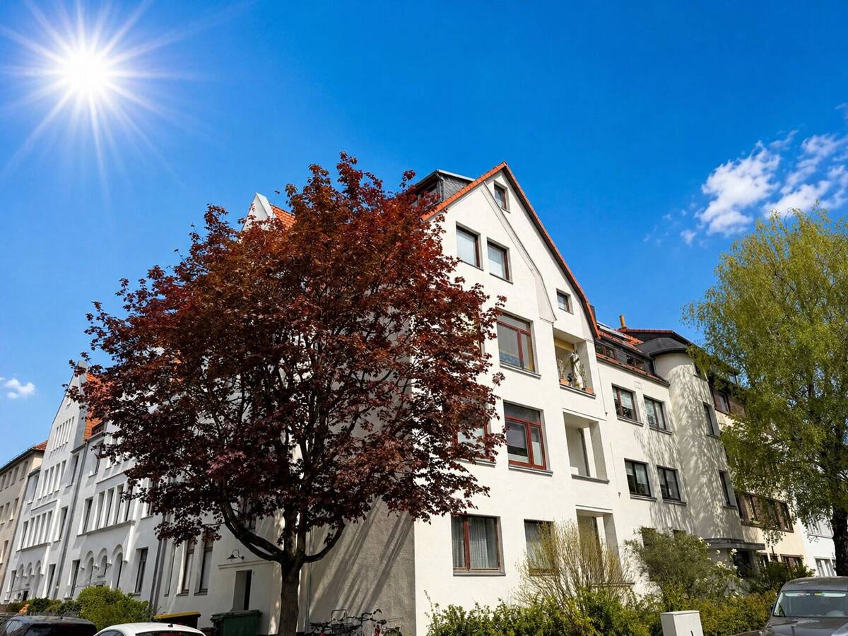 Ihr neues IMMOBILIEN QUARTIER: List! FREIE 3-Zi. EG-Wohnung m. Balkon IDEAL FÜR JEDE LEBENSPHASE – 30177 Hannover – Bild 1 von 9