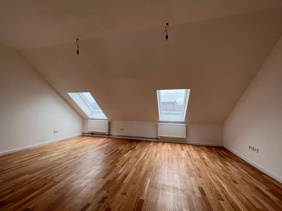 Zweitbezug: PENTHOUSE - 2 Etagen mit ca. 138 m² - 4-Zi, TERRASSE, 2 Bäder, TG, LUXUS per SOFORT – Berlin – Vorschaubild 8