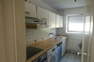 Renovierungsbedürftige Wohnung mit viel Potenzial in Stuttgart-Zuffenhausen – 70435 Stuttgart – Vorschaubild 3