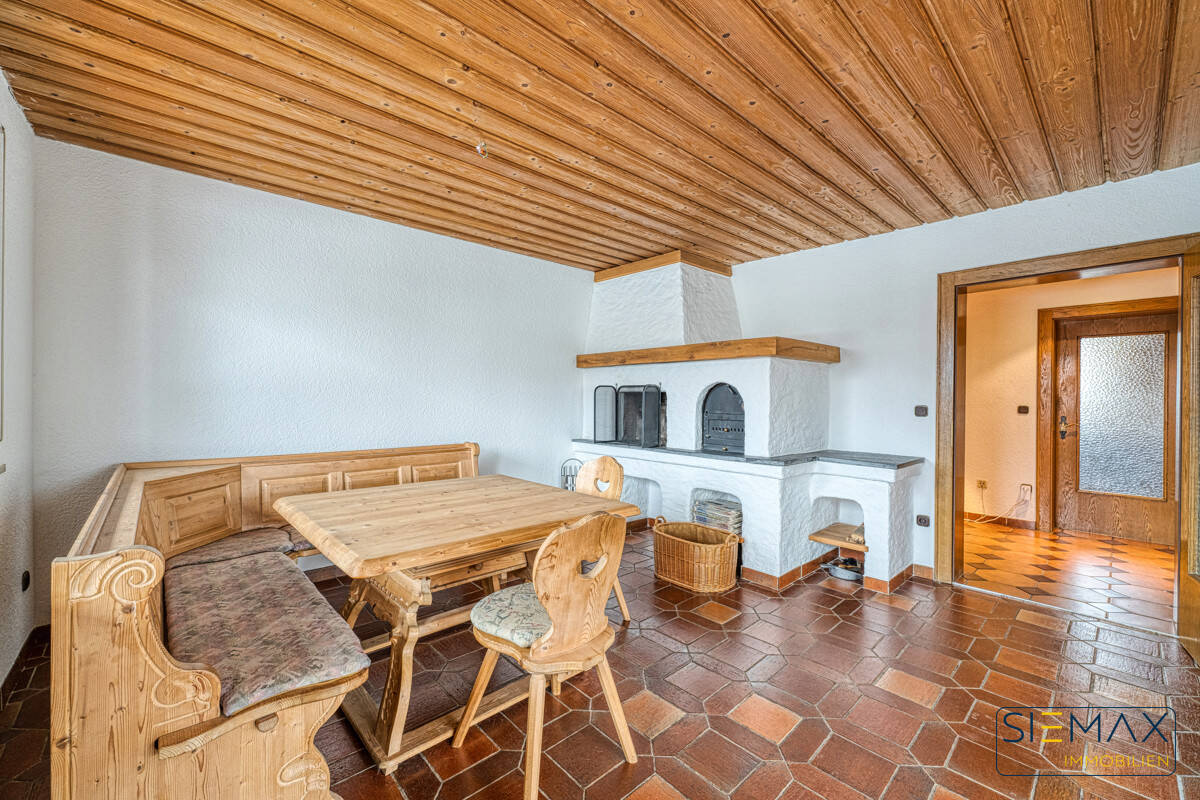 * BEZUGSFREI * 2 Einheiten mit viel Garten und moderner Haustechnik – Essenbach – Bild 1 von 9