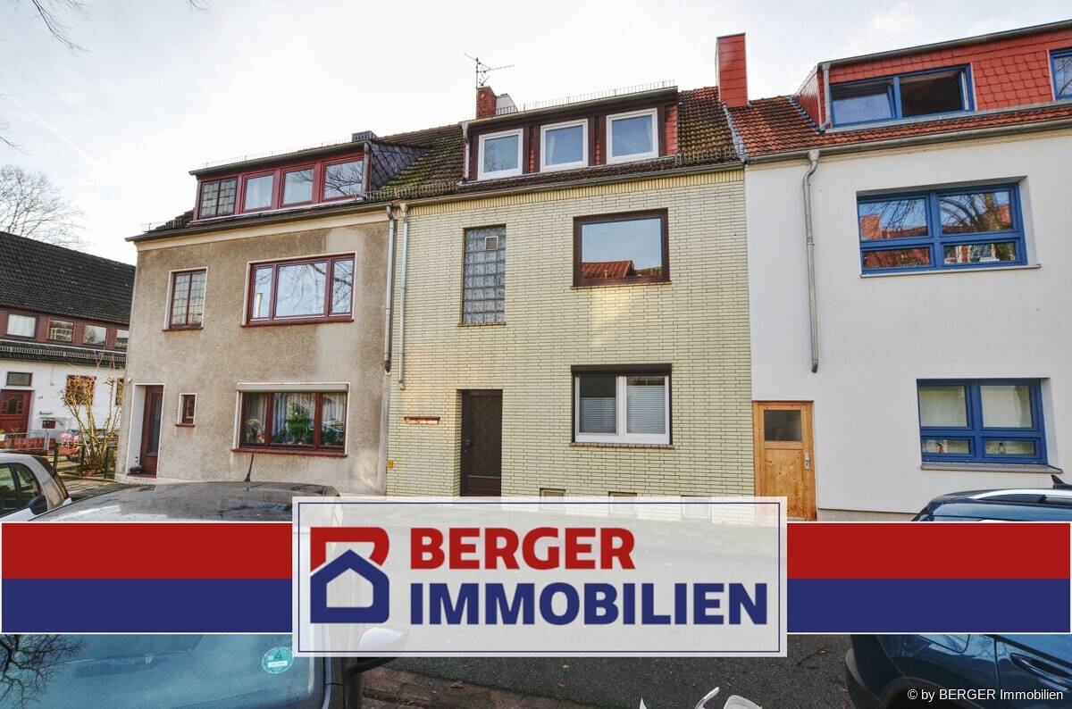 Attraktives 3-Parteien-Mehrfamilienhaus in Hastedt – 28207 Bremen – Bild 1 von 9