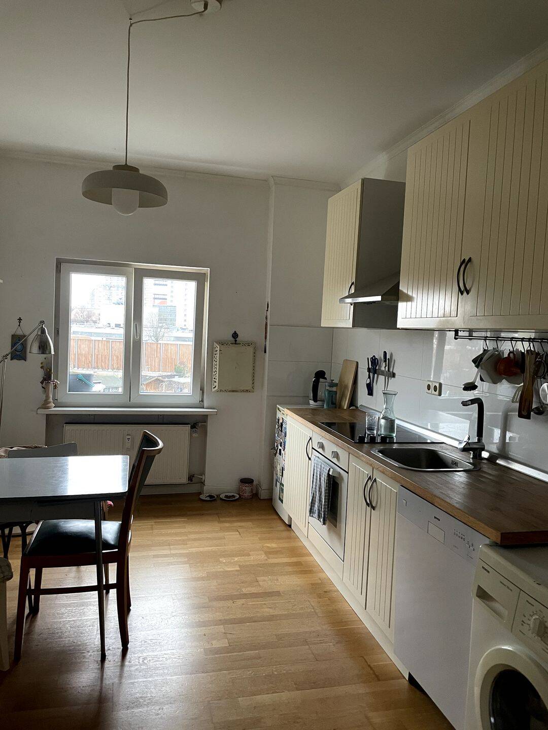 Bezugsfreie 2-Raum-Wohnung mit Balkon – Berlin – Vorschaubild 4