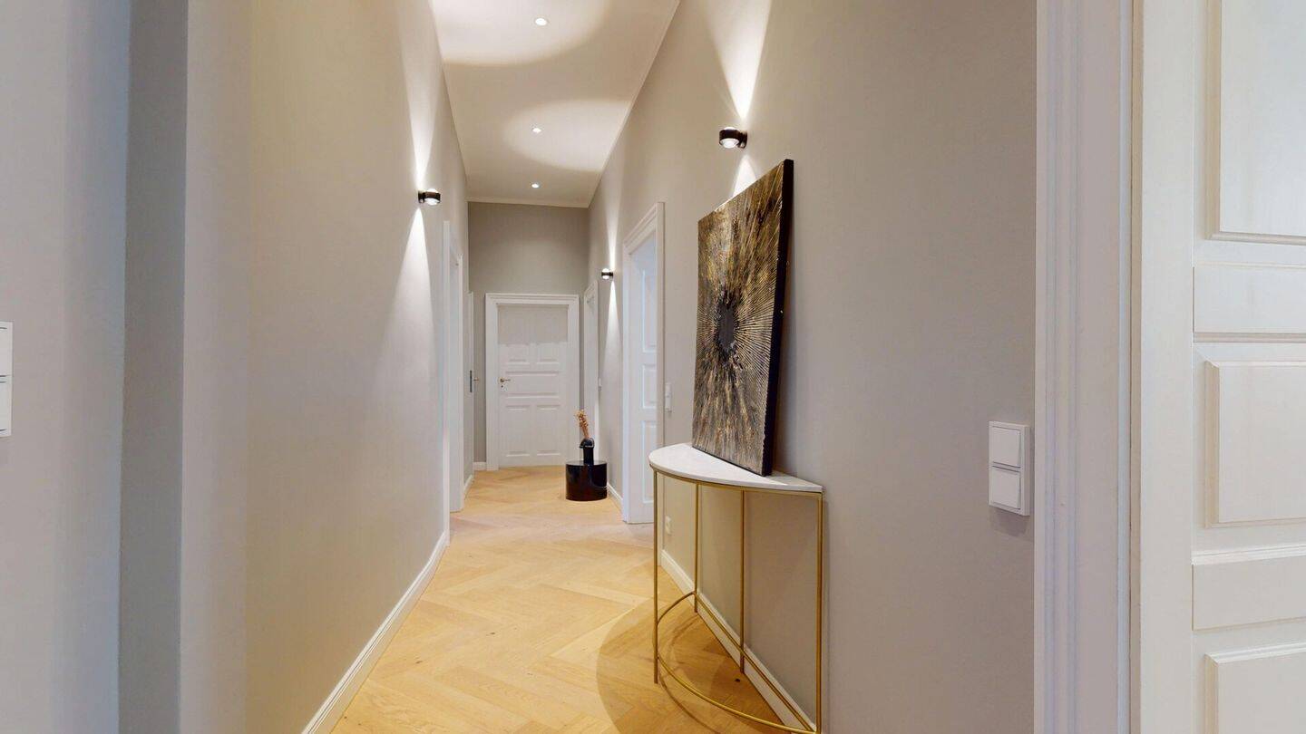 Prov.-frei: Stilvolle Altbauwohnung in Schwabing, separater Eingang, flexible Nutzungsmöglichkeiten – München – Vorschaubild 4