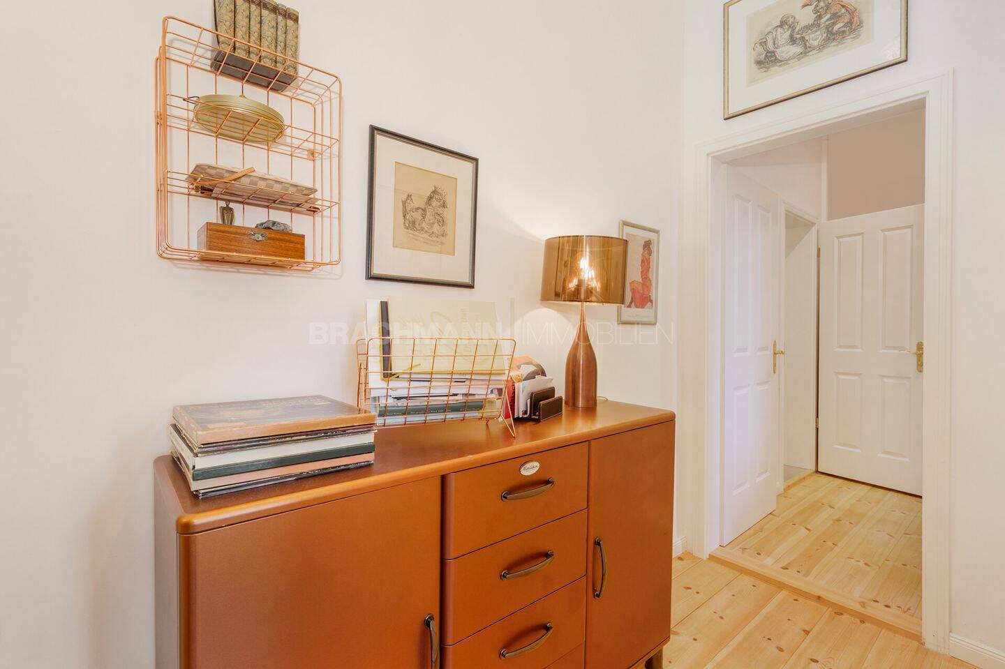 Nur noch ein Schritt zu Ihrem neuen Zuhause in Charlottenburg – Berlin – Vorschaubild 6