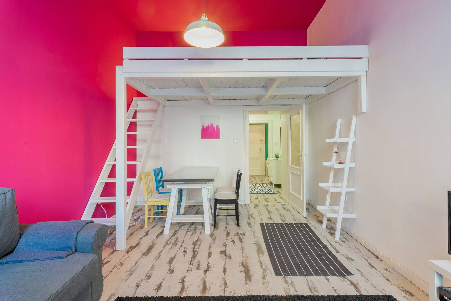 Stilvolle Wohnung im Ikonischen Gebäude – Frankfurter Allee – Berlin – Vorschaubild 4