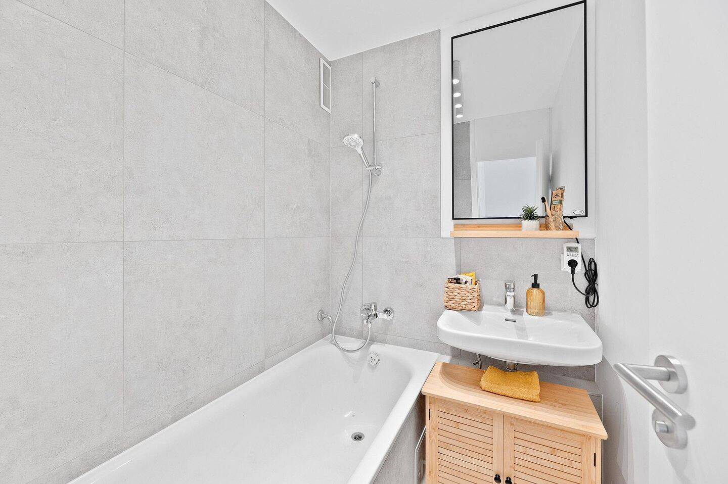 ++ WG-Zimmer mit eigenem Balkon zu vergeben! 100% Komfort - perfekte Lage in Bahnhofsnähe ++ – Waiblingen – Vorschaubild 9