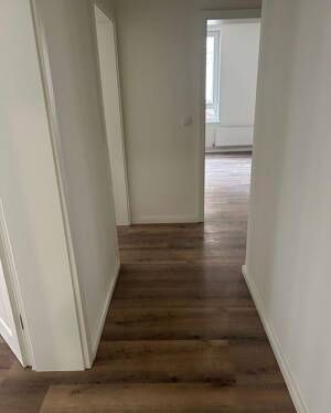 Komplett sanierte 3-Zimmer-Altbauwohnung mit offener Küche im Reiherstiegviertel am Hafenrand – 21107 Hamburg – Vorschaubild 5
