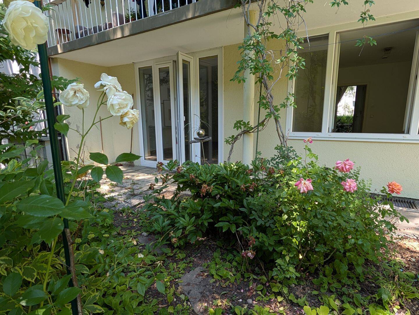 Stadtnah und entspannt: Gartenwohnung in begehrter Lage (Bogenhausen) – München – Vorschaubild 2