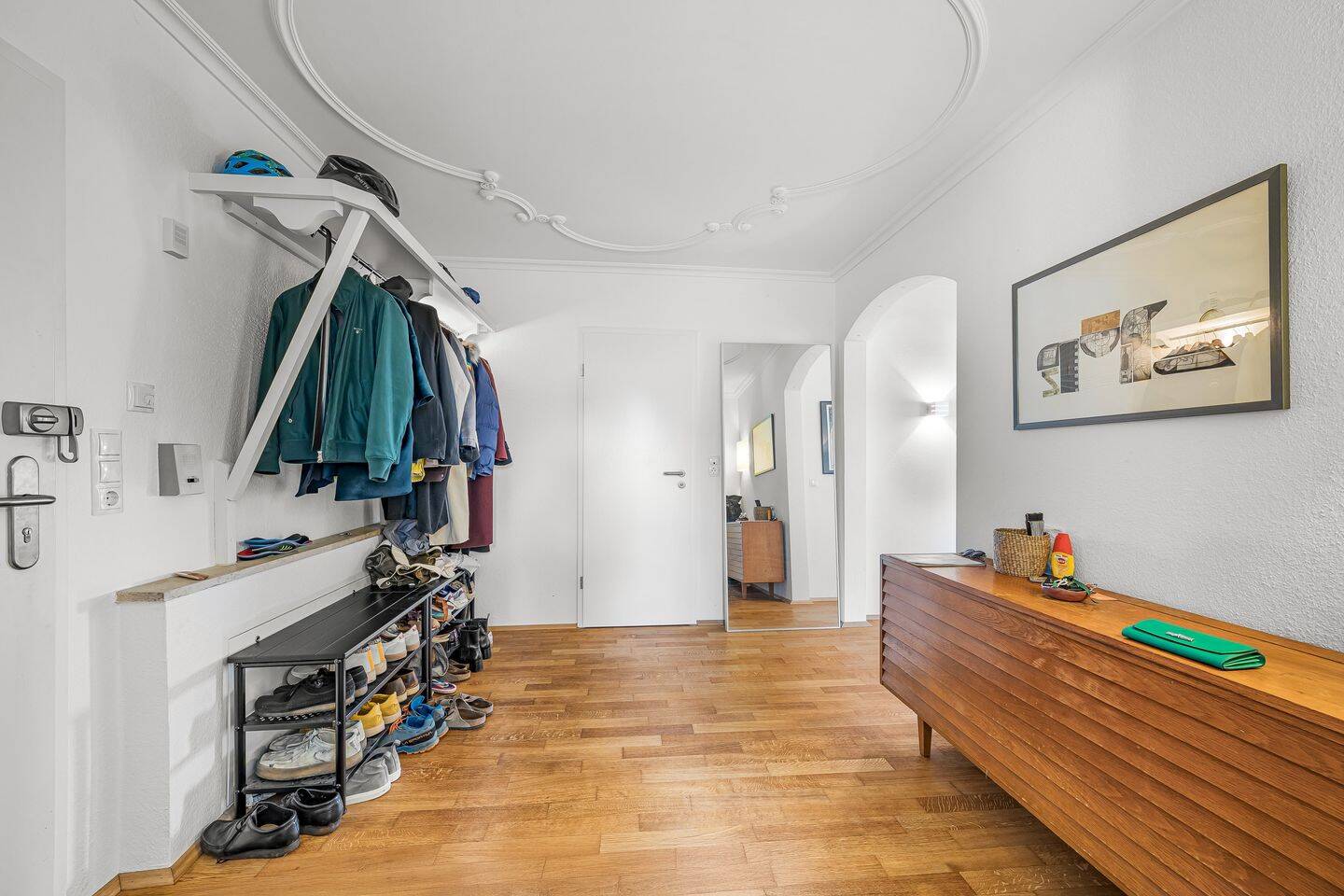 Mit Liebe zum Detail - stilvoll sanierte 2,5-Zimmer-Wohnung mit Charakter – München – Vorschaubild 8
