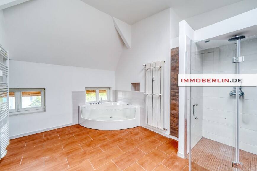 IMMOBERLIN.DE - Große 3-Zimmer-Wohnung mit hellem Ambiente, Sonnenterrasse und Teilungsoption – Berlin – Vorschaubild 5