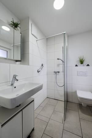 Kapitalanleger aufgepasst: Neuwertige 2-Zimmer-Wohnung in top Lage! – 70435 Stuttgart – Vorschaubild 5