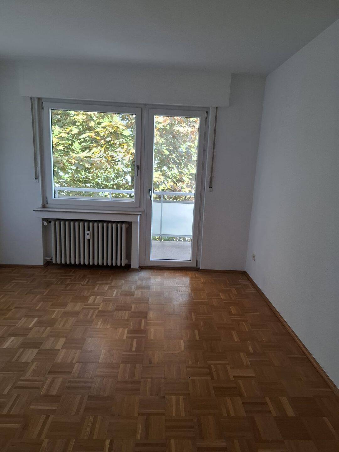 EXKLUSIVES WOHNEN IN MARIENBURG, RUHIG IM GRÜNEN: 3 - ZIMMER WOHNUNG - PREMIUM-TERRASSE & TG! – Köln – Vorschaubild 8