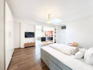 Exklusives, möbliertes Loft im Erdgeschoss