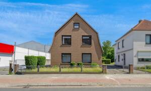 Mehr als nur ein Zuhause: Zweifamilienhaus mit Potenzial in Aumund