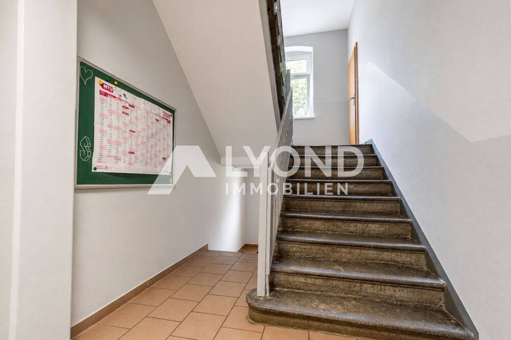 Zentral wohnen mit Stil - 4-Zimmer-Maisonette in gepflegtem Mehrfamilienhaus – Erfurt – Vorschaubild 3