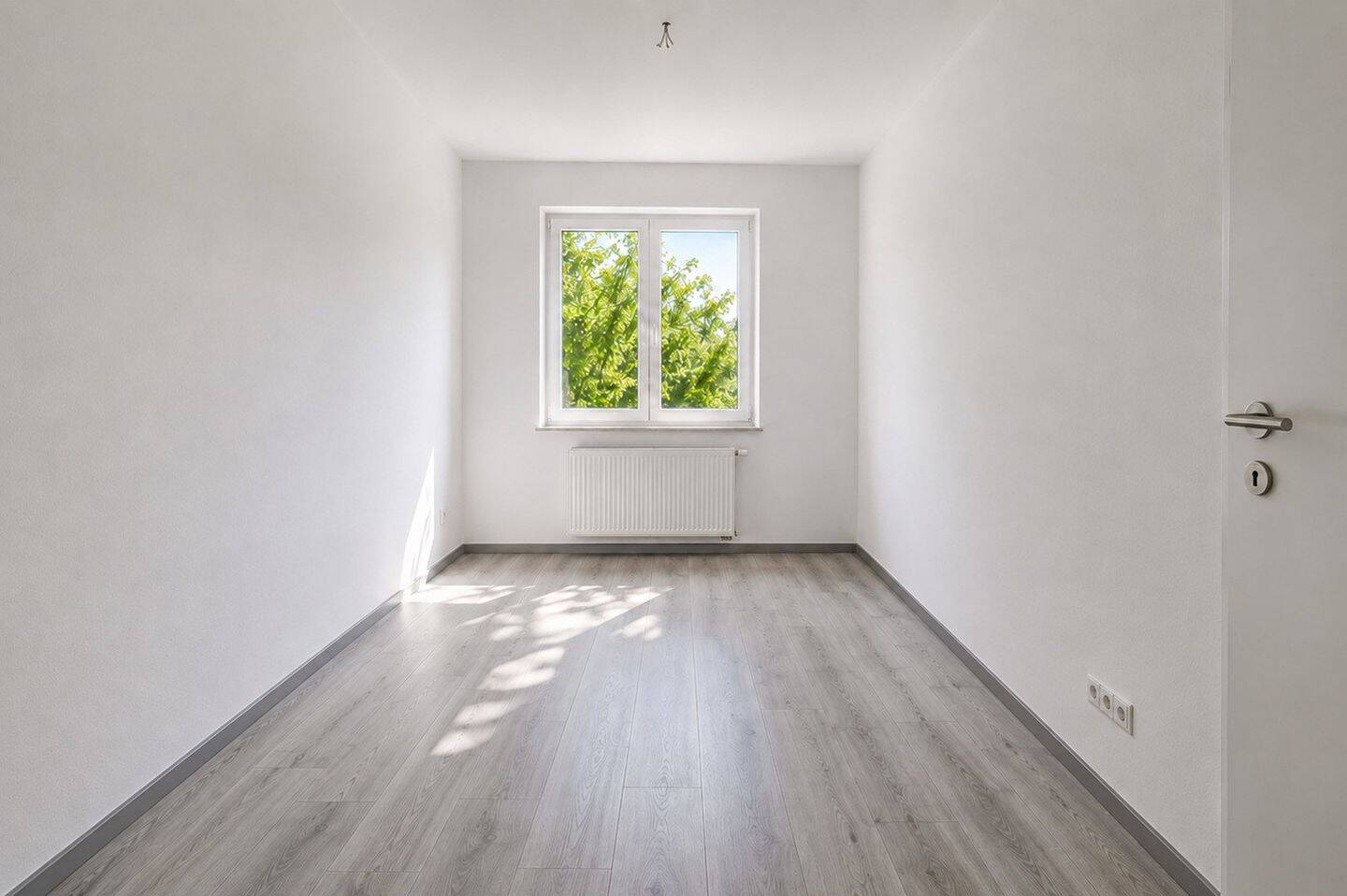 Essen: 4-Room Apartment, 6.3% ROI, Newly renovated & No Comission – Essen – Vorschaubild 3