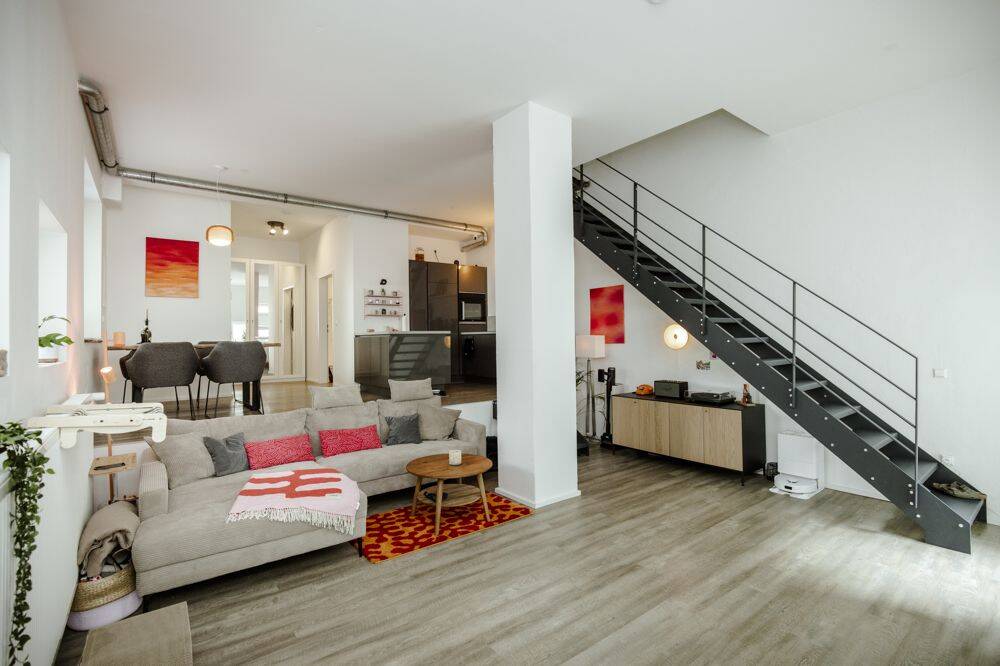 Loftartige Maisonettewohnung mit Terrasse Nähe Siegfriedplatz