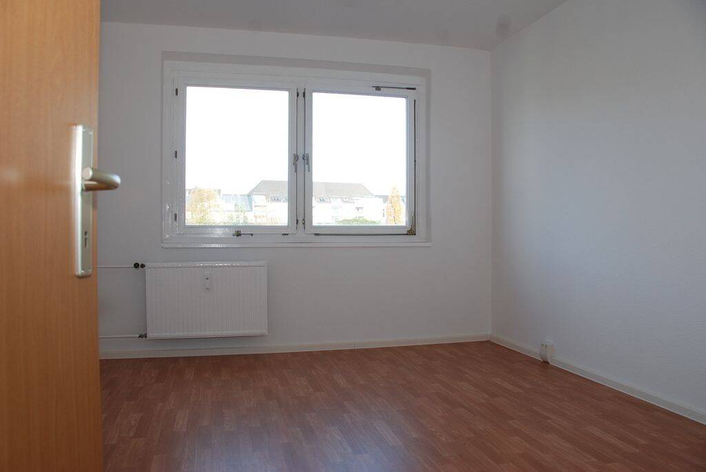 NEU sanierte 2-Raum-Wohnung in zentraler Lage