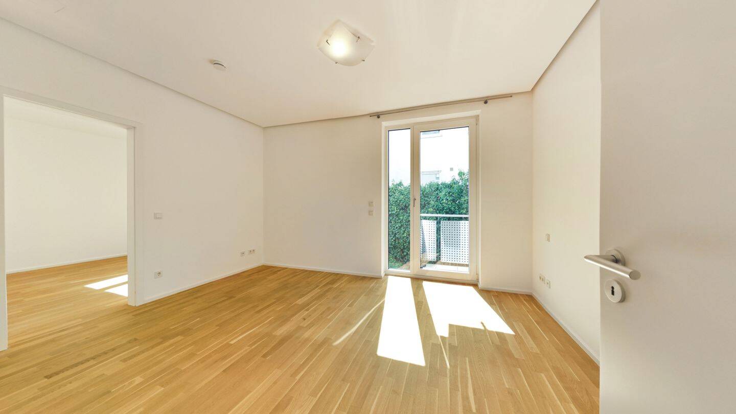 Exklusive 4 - Zimmer Wohnung mit Balkon und Tiefgaragenplatz in begehrter Lage WIESBADEN-NEROTAL – Wiesbaden – Vorschaubild 8