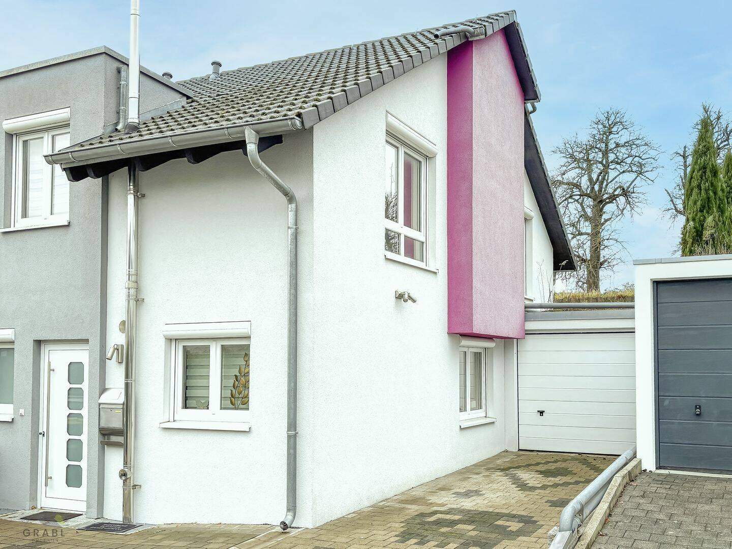 Optimale Raumaufteilung vereint mit Wohlfühlambiente – Leutenbach – Bild 1 von 9