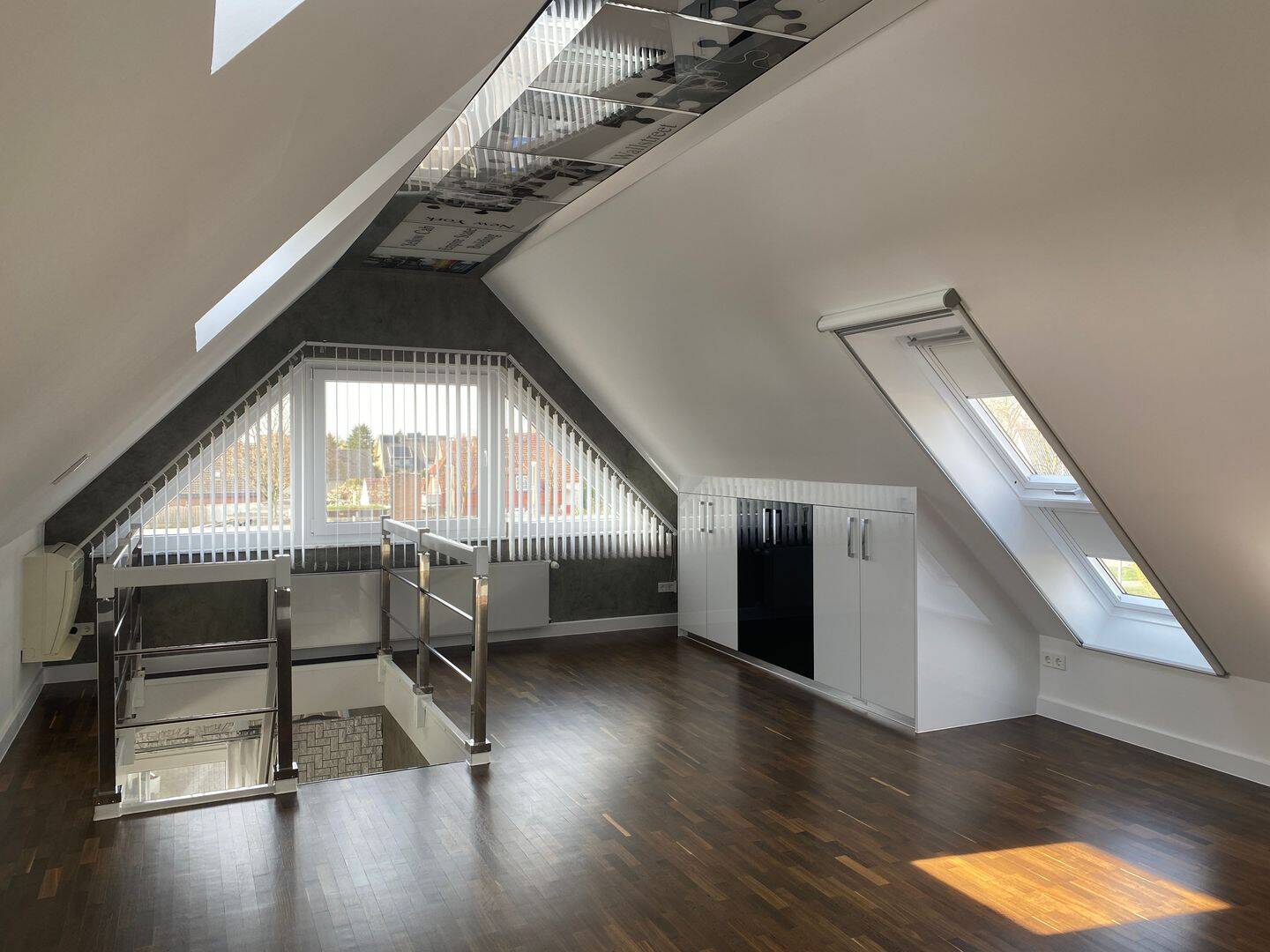 Hochwertige 120 m² Designwohnung mit 2 Bädern, Klimaanlage, Einbauküche – Bremen – Vorschaubild 3