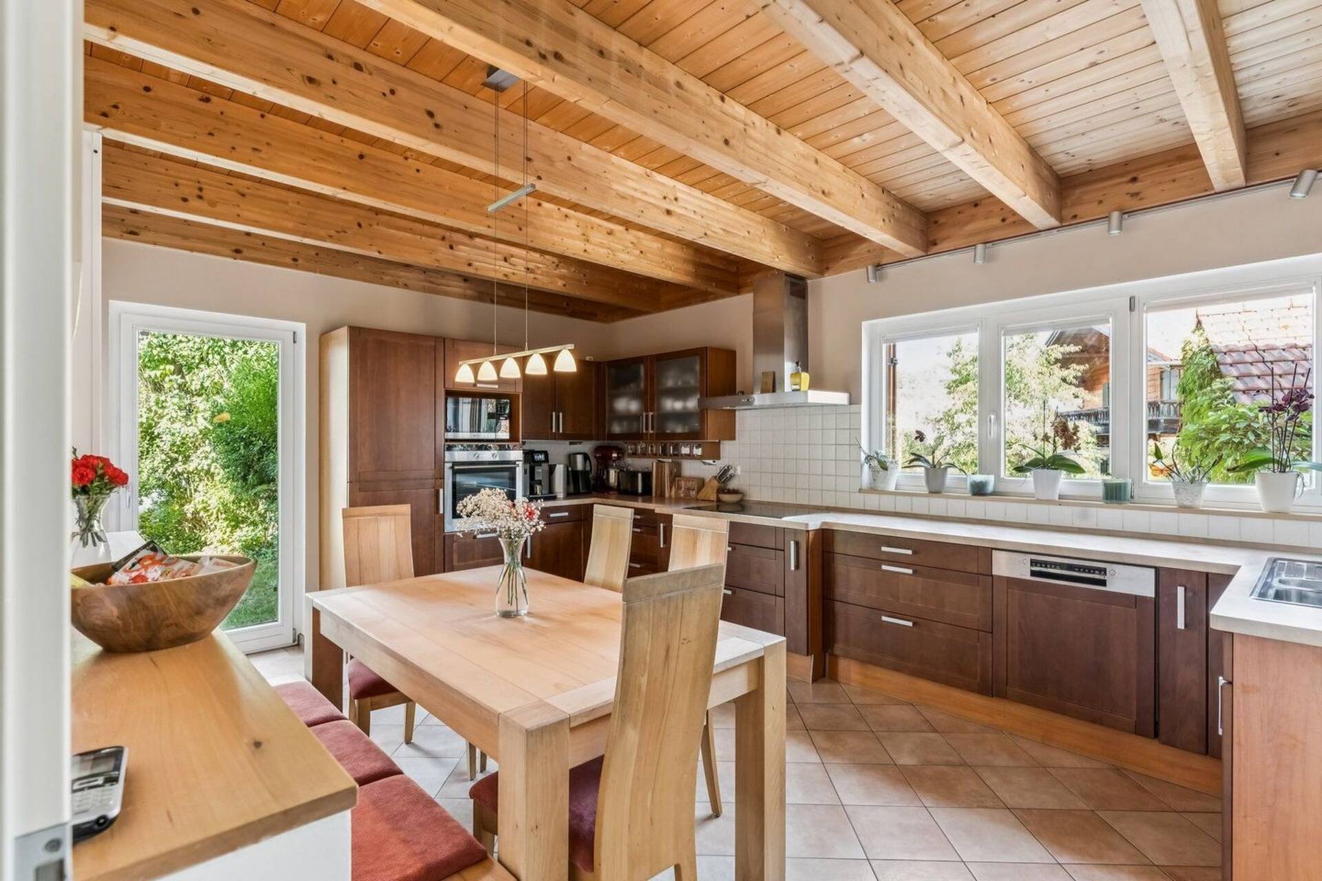 Haus in 82041 Oberhaching mit 206,61 m² kaufen